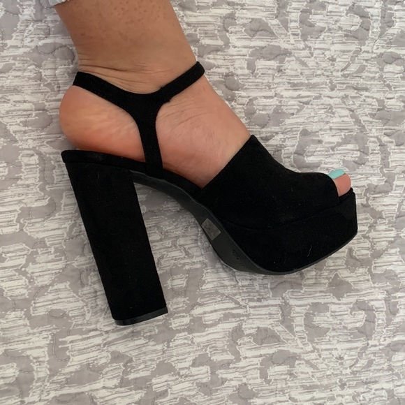Brand new platform heels - Picture 4 of 15